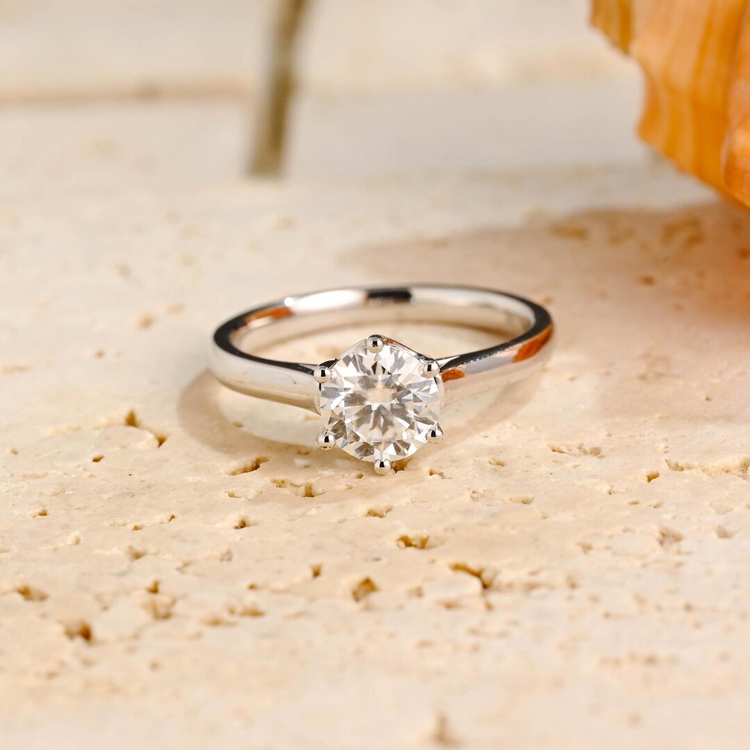 Solid Gold Round Cut Engagement Ring, Solitaire Ring, Cathedral Setting ...