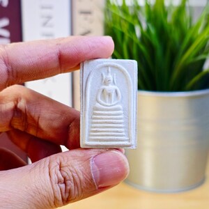 Somdej Wat Kaset Chaiyo Amulett – 200-Jahre-Gedenk-Edition BE 2531 | Gesegneter thailändischer Buddha-Talisman, für Schutz & Wohlstand