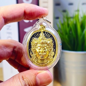 Phra Taow Wesuwan Thai Amulet Pendant | Gold Plated Black Enamel | Wat Pa Lahanrai | Blessed Talisman for Protection & Wealth