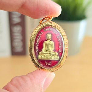 Thai Amulet Rare Luang Pho Khao | Wat Sao Thong, Ayutthaya | Thai Buddha Talisman for Protection & Luck, Escape from danger