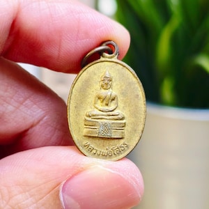 Luang Pho Sothon Amulet: Thai Buddha Coin, Nang Kwak Wealth Blessing