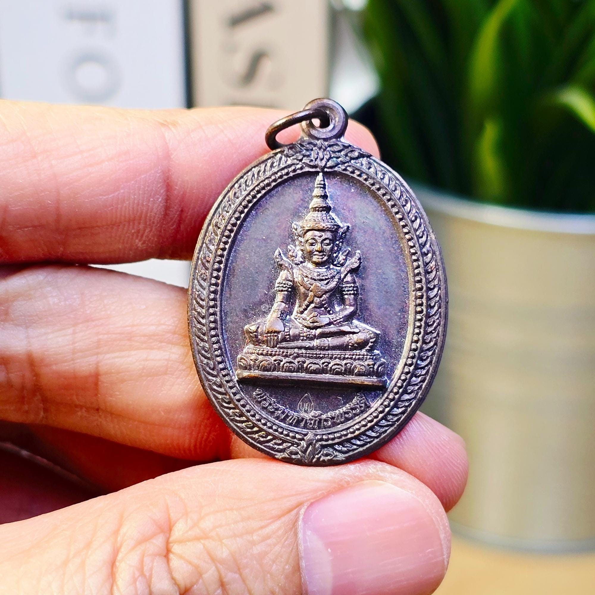 タイのお守り　ルアンプートー（หลวงปู่โต๊ะ）プラクルアンบัตรอยู่ไทย タイのお守り ルアンプートー（หลวงปู่โต๊ะ） タイのお守り