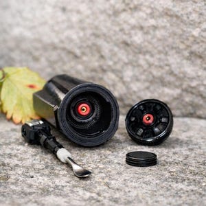 Tändare med hemligt fack – Secret Stash Lighter – Dolt fack – Festival EDC Gadget bild 2