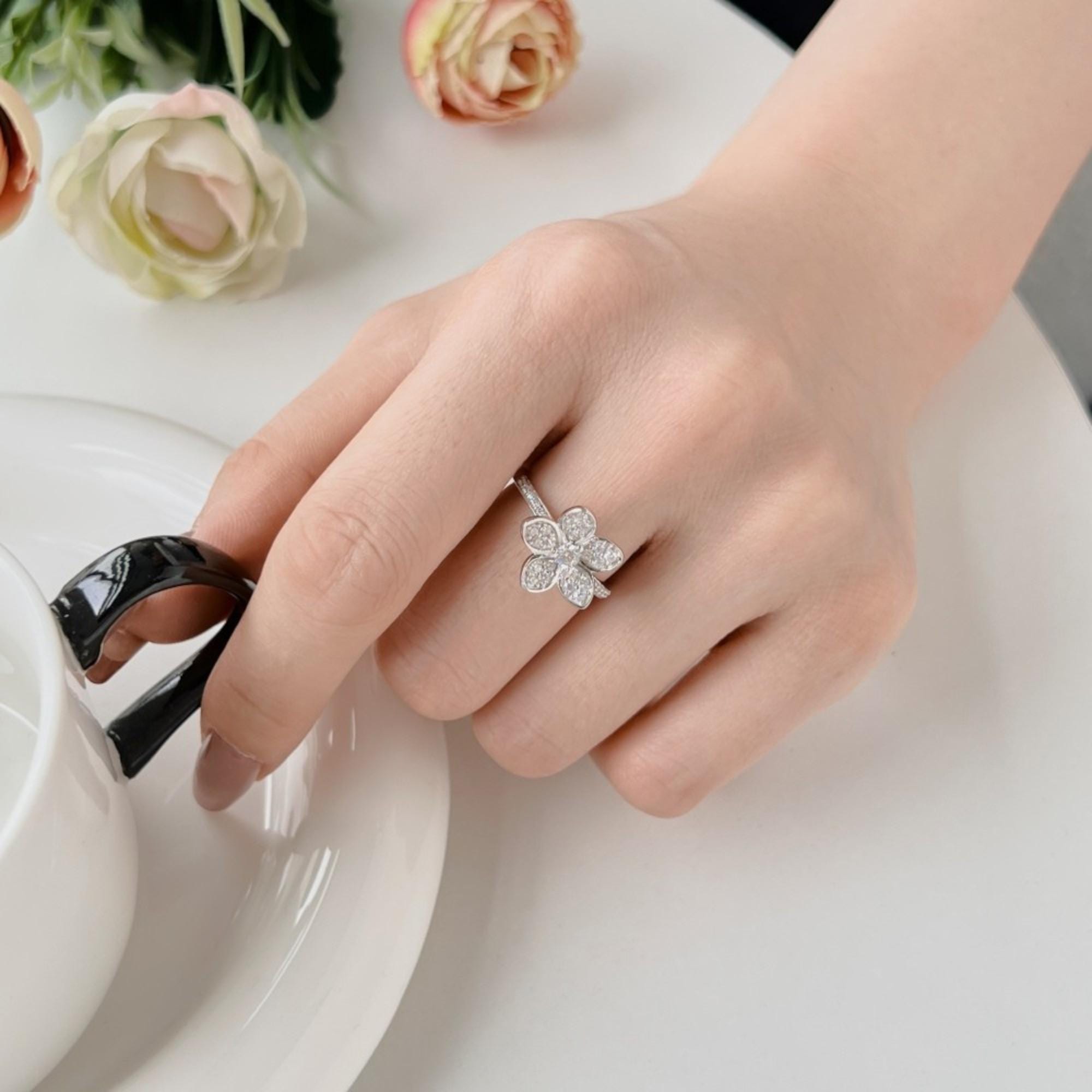 女性用フラワーリング - 925スターリングシルバーの花柄バンド