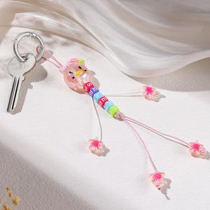 Llavero con cuentas y nombre personalizado para niños, bonito dije de pato para bolso, etiqueta con nombre para mochila, llavero con letra personalizada, regalo para la vuelta al cole, regalo para niños