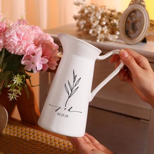 Engagement Ceramic Flower Vase,Gift For Bride,Couples Gift,Custom Wedding Engagement  Gifts,Newlyweds Gifts,Engraved Memorial Wedding Vase