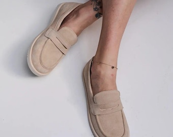 Beige Penny Loafer breite Kappe Box Schuhe Damen | handgemachte anatomische benutzerdefinierte Schuhe | Leder weichen Tragekomfort