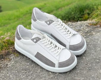 Sneakers da donna in pelle con punta larga scarpe anatomiche con