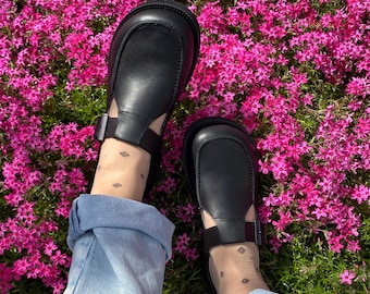 Black Barefoot Mary Janes t-strap | wide toe box shoes women | Leather barefoot loafers women | handmade anatomical custom any colors