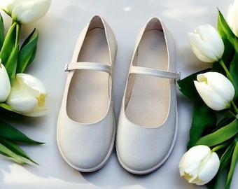 Zapatos blancos Mary Jane de punta ancha para mujer / Zapatos de vestir para mujer / Zapatos planos minimalistas para mujer / Zapatos anatómicos de cuero hechos a mano a medida
