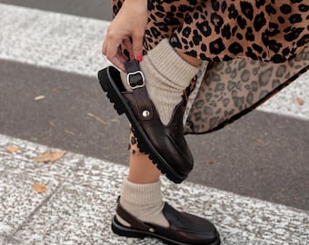 Leather closed toe sandals women | Wide Toe box women Clogs | Stylish Open Back moccasins & loafers | custom anatomical shoes