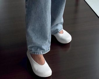 Bailarinas de piel blanca / Zapatos descalzos hechos a mano / Minimalistas con caída cero / Zapatos de punta ancha para mujer / Zapatos personalizados en cualquier color