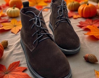 Bottines à lacets en daim marron Chaussures femme | bottines chukka anatomiques | bottes automne-hiver en cuir | chaussures en cuir personnalisées toutes les couleurs