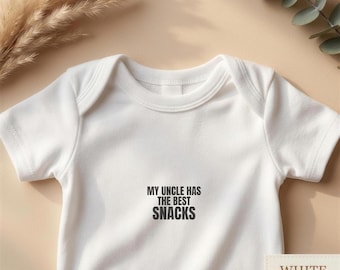 Body "Lo zio ha gli snack migliori", completo divertente per neonati, regalo carino per neonati, regalo per baby shower, annuncio di nascita, zio, bambino