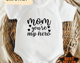 Body de bebé con la frase "Mamá, eres mi heroína", recuerdo para recién nacido, regalo para baby shower, regalo para mamá primeriza, conjunto para la salida del hospital, idea para revelar el sexo del bebé.