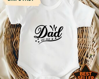 Body divertido para bebé con la frase "Papá desde 2021", regalo para papá primerizo, regalo para el primer Día del Padre, anuncio de embarazo, revelación de la paternidad, regalo para baby shower.