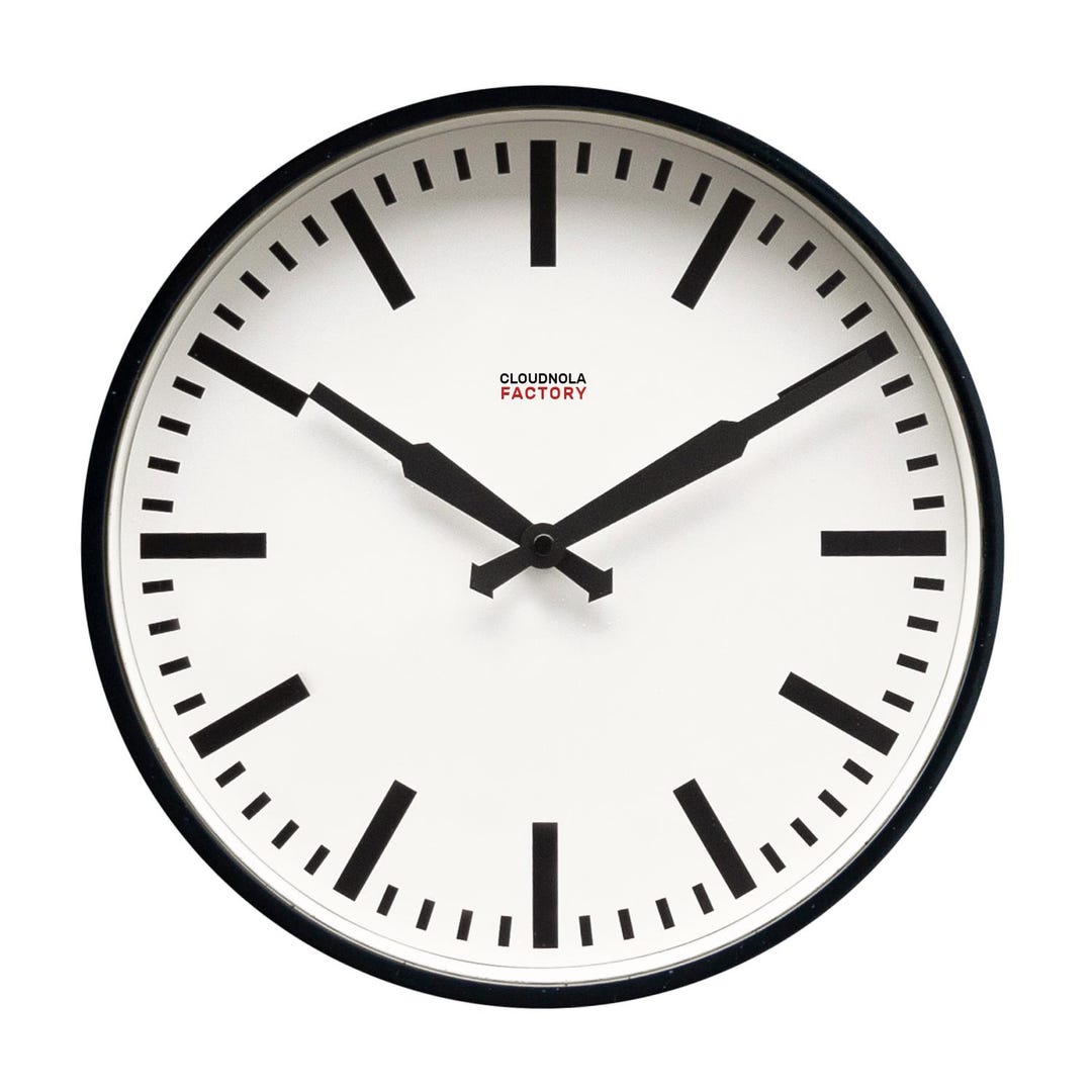 Cloudnola Factory Wanduhr: Silent Steel Uhr 30cm