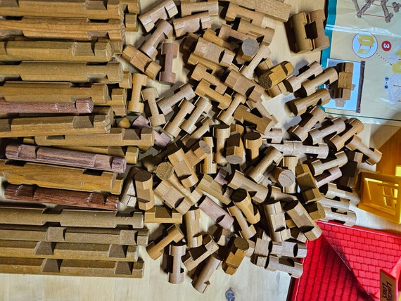 Frontier Junction Lincoln Logs 150 Pieces MORE Added Kid Creative