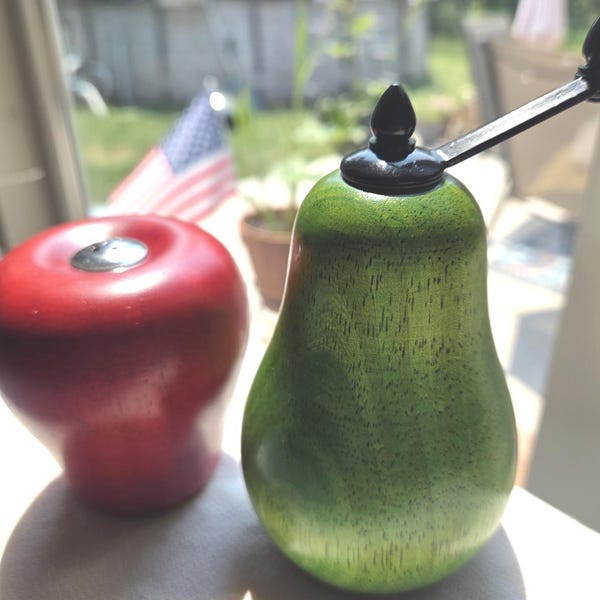 Vintage Wooden Apple Pear Salt Pepper Shakers | Rustic Farmhouse Kitchen Decor