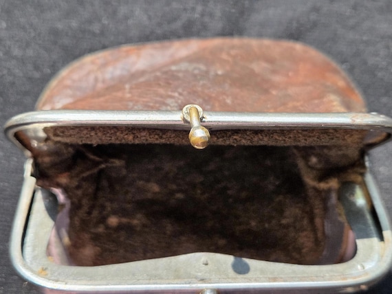 1930s Leather Coin Purse, Art Deco Era Change Wal… - image 10