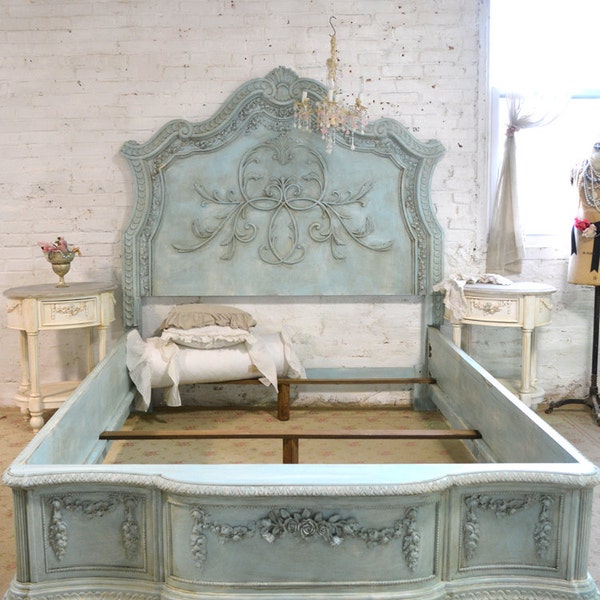 French Bed Painted Cottage Shabby Chic Queen Bed BD744