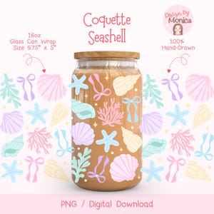 Puede incluir: Un envoltorio de lata de vidrio de 16 oz con un patrón de conchas marinas, estrellas de mar, corales y lazos en colores pastel. El envoltorio está diseñado para una lata de 9,75 pulgadas de alto y 5 pulgadas de diámetro. El texto "Coquette Seashell" está en la parte superior de la imagen. El texto "Design By Monica" y "100% Hand-Drawn" está en la parte superior derecha de la imagen. El texto "PNG / Digital Download" está en la parte inferior de la imagen.