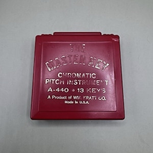 Vintage EUC-hoofdsleutel chromatisch toonhoogteinstrument rood 13 toetsen A-440 Works