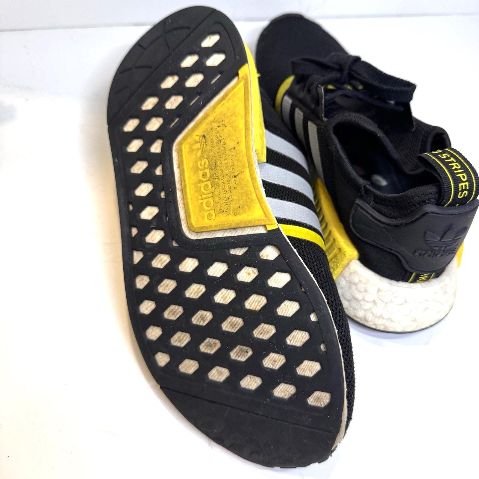 adidas gazelle silver green womens adidas Kid's NMD R1 Grade School main image 1