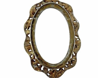 Vintage Matson 608 Ornate Gold Tone Oval Picture Frame Roses