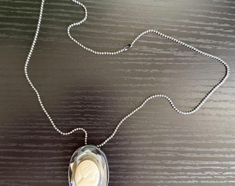 Faceted Crystal Cameo Necklace Lady Profile Pendant Silver Tone Dog Tag