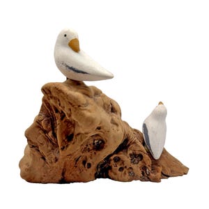 Vtg Handcrafted Painted Seagull Sculpture Bird Figurines on Driftwood Base Rare