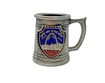 Vintage Fort Pewter Souvenir Tankard Mug Thimble St Louis MO Gateway To The West