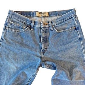 Vintage 90s Wrangler Authentics Men's 30x38 Washed Straight Denim Jeans Preowned image 5