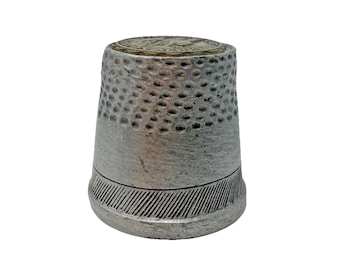 Vintage Paul Revere Boston Mass Metal Thimble Souvenir Sewing Collectible 1” ‘82