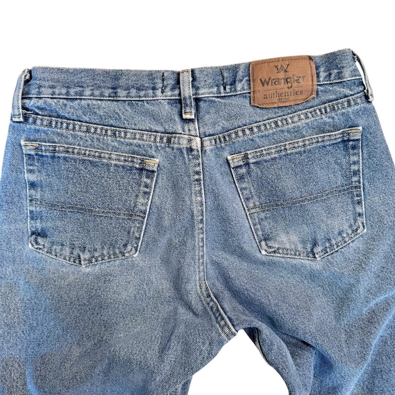 Vintage 90s Wrangler Authentics Men's 30x38 Washed Straight Denim Jeans Preowned image 4