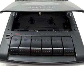 SONY TCM-929 Cassette Recorder Portable Tape Player Battery Works No Power Cord