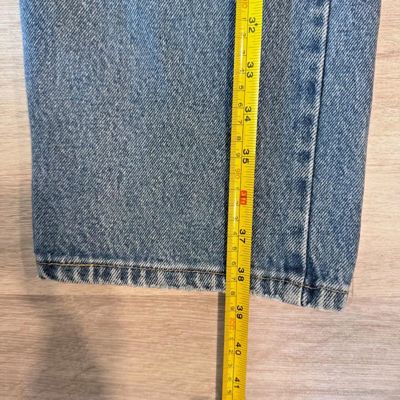 Vintage 90s Wrangler Authentics Men's 30x38 Washed Straight Denim Jeans Preowned image 9