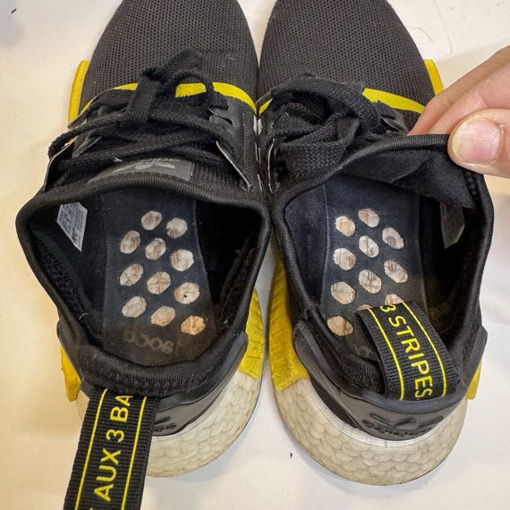 Grade School Youth Sz 5.5 Adidas NMD R_1 "thunder" EG9730 Used Please Read  - Etsy Israel