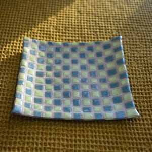 Green/Yellow Checkered Tray