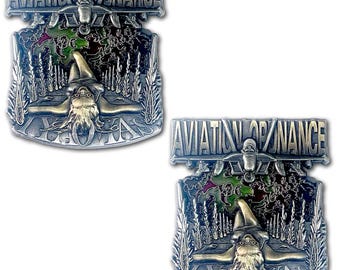 IYAOYAS Aviation Ordnance Classic Pin Up Girls Collectible Challenge Coin