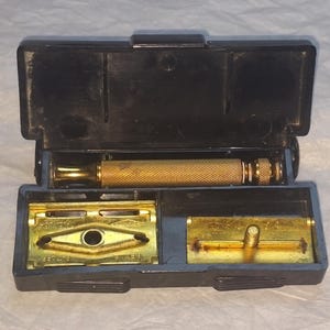 Vintage 1940s Gillette Gold-Tone Three-Piece Safety Razor ~ Original Case
