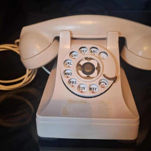 Rare Western Electric 302 Rotary Telephone — Original Beige, 1930s-50s Desktop Phone, For Repair