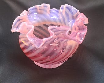 Vintage 1940s Fenton Opalescent Cranberry Spiral Swirl Striped