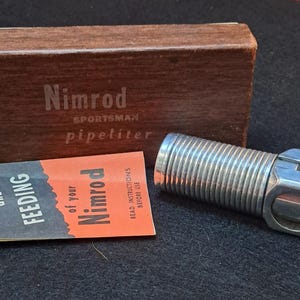 Vintage Nimrod Sportsman Pipe Lighter Excellent Condition Book and
