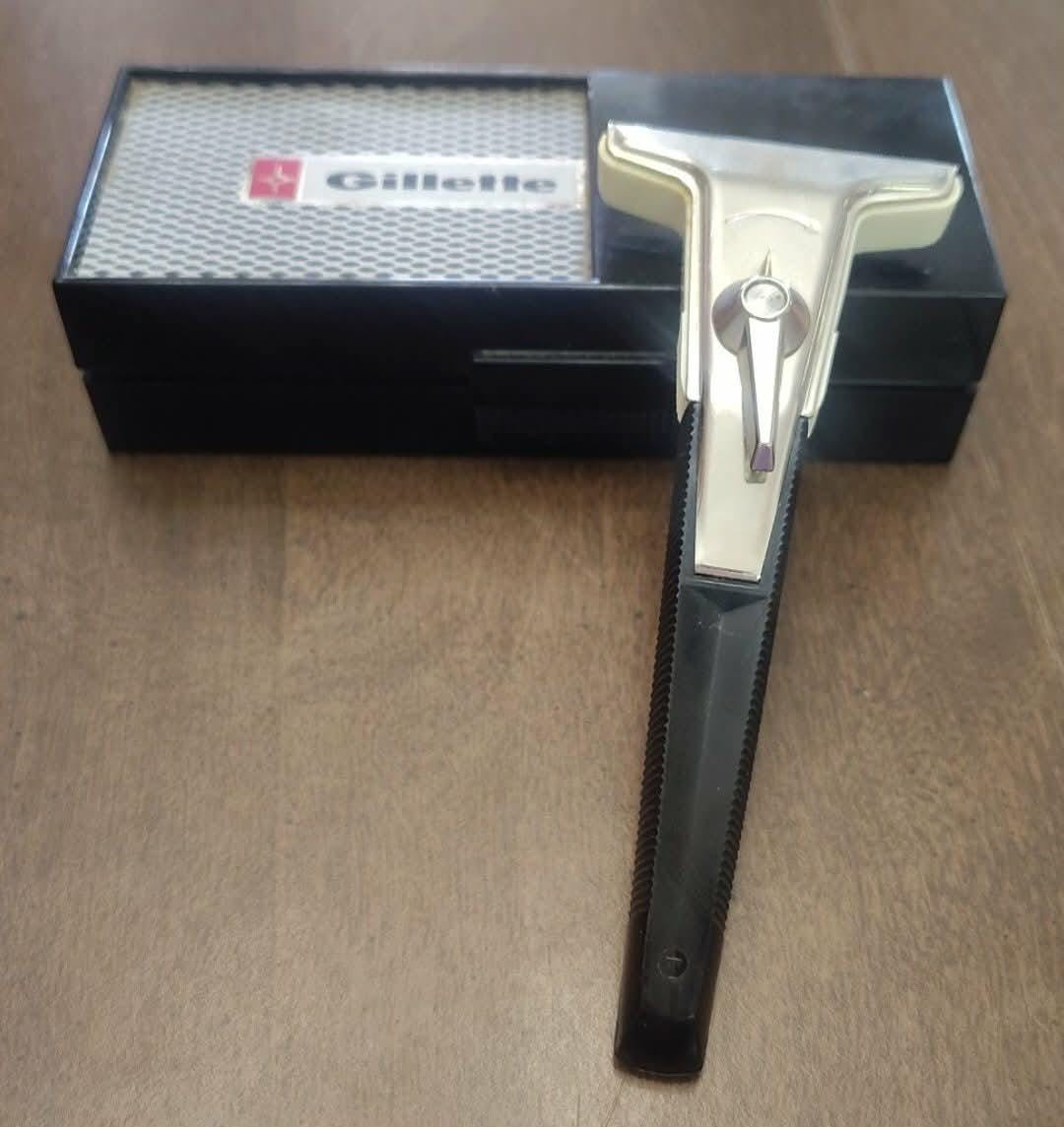 Vintage Gillette Techmatic Razor in Original Case With Instructions ...