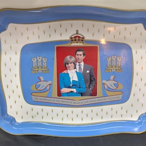 The Marriage of the Prince of Wales & Lady Diana Spencer Metal Tray – 1981 Royal Wedding