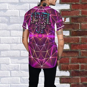 Camiseta Level Up: Camisetas con botones para festivales y raves para hombre, mujer y unisex. imagen 4