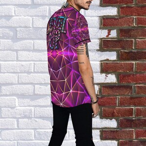 Camiseta Level Up: Camisetas con botones para festivales y raves para hombre, mujer y unisex. imagen 8
