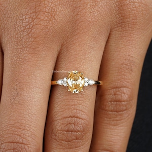 1.80 Karat Cluster Set Moissanite Ring / Champagner Moissanite Ring im Ovalschliff / Oval Moissanite Verlobungsring / 18K Gelbgold Verlobungsring