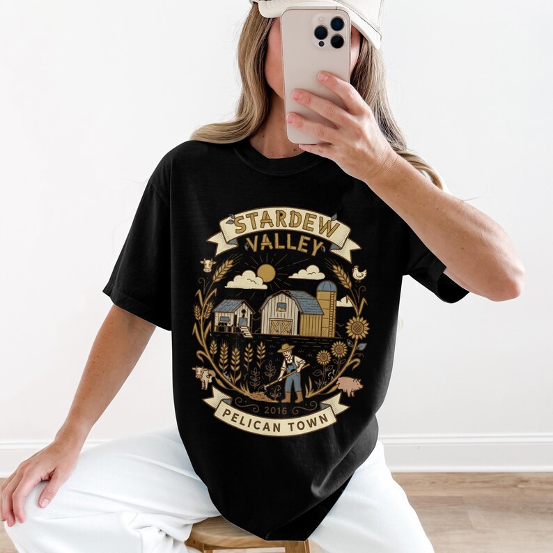 Stardew Valley Pelican Town Farm Life Game, Vintage Aesthetic Gaming Apparel, Farmer Barn Silo Design, Indie Game Lover Gift

Stardew Valley